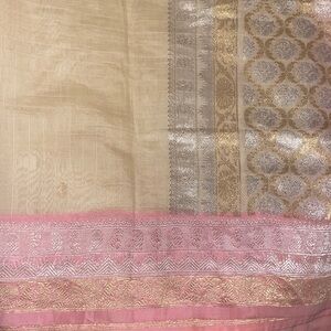 Elegant Pink and Gold Saree